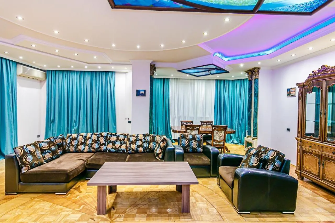 Mezzo Apartment باكو