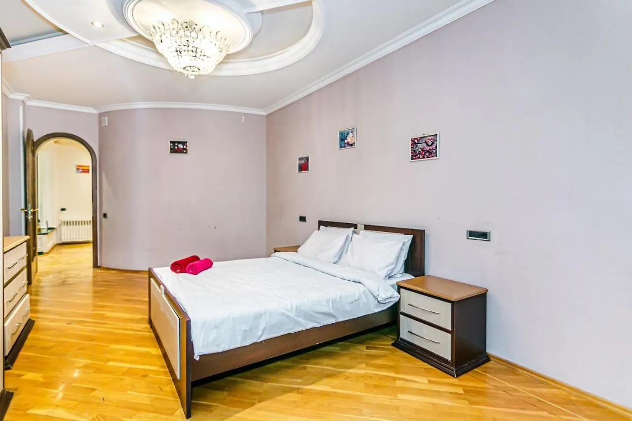 Mezzo Apartment باكو