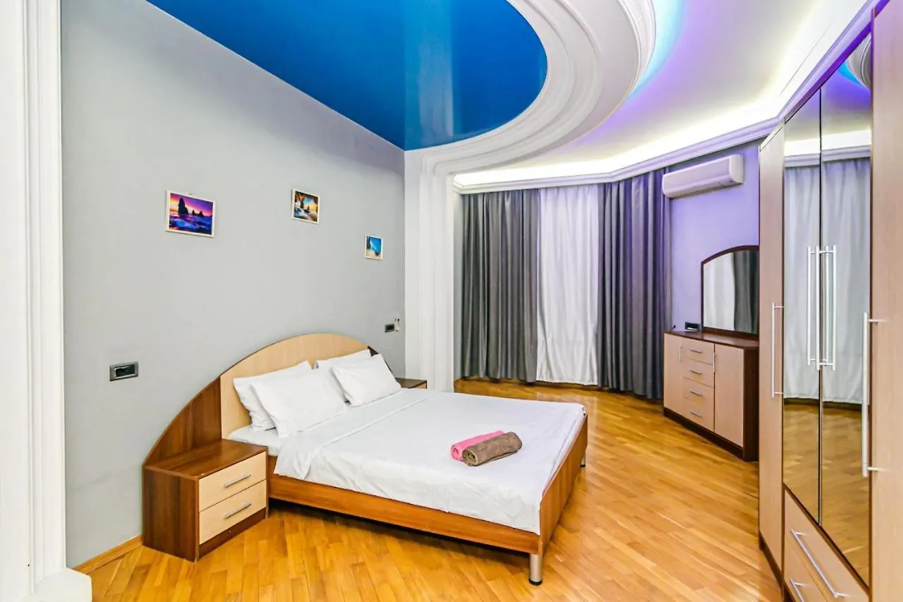 Mezzo Apartment باكو